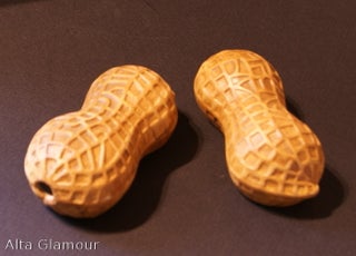 Item #82710 NAUGHTY NOVELTY - Ceramic Male And Female Peanut