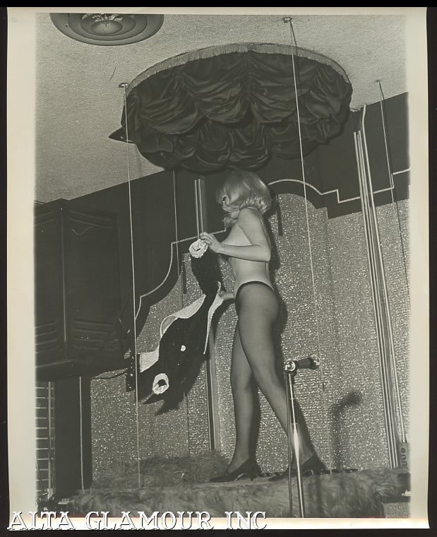 Item #95086 PHOTO - Topless Dancer Brandy Carol - San Francisco Condor Topless Club - On The Piano